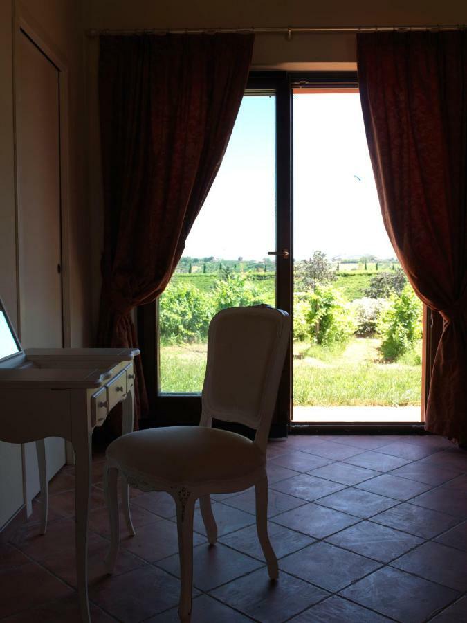 Contado San Lorenzo B&B And Wine Castilenti Ngoại thất bức ảnh